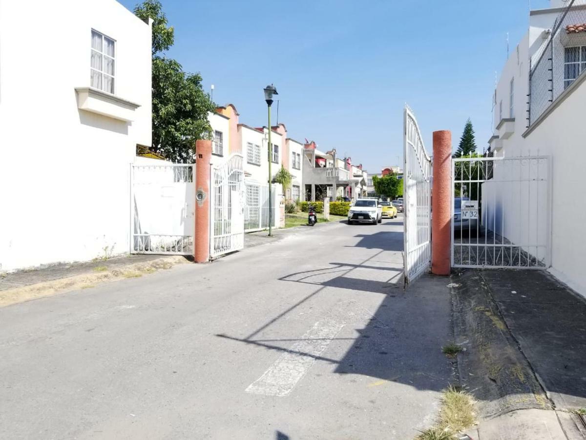 Casa Con Alberca Climatizada Privada Para 8 Personas Emiliano Zapata  Eksteriør billede